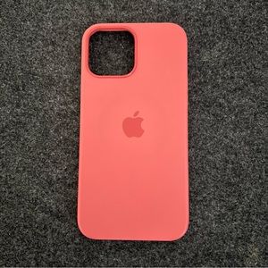 MAKE AN OFFER! Apple - iPhone 13 Pro Max Silicone Case with MagSafe